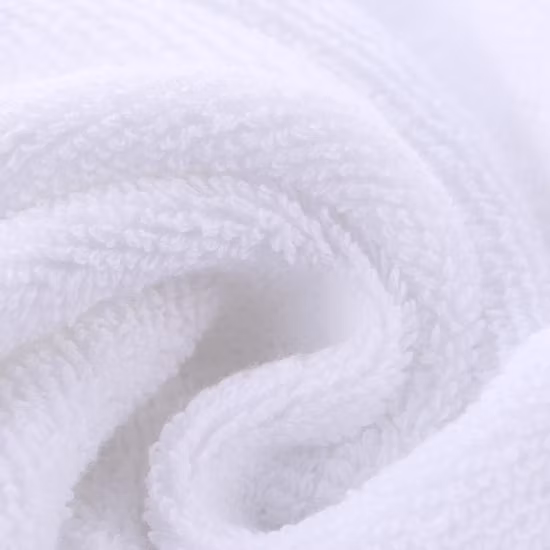 5-звездочное банное полотенце с логотипом отеля из 100% хлопка.